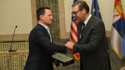 Grenel čestitao Kosovu godišnjicu proglašenja nezavisnosti, pomenuo i Tačija