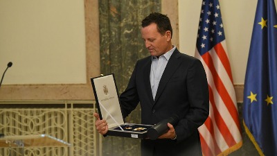 Grenel o protestima u Srbiji: Ne podržavamo one koji na silu zauzimaju zgrade institucija