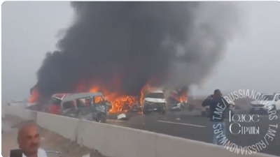 Strava i užas na auto-putu: Najmanje 28 mrtvih (VIDEO)