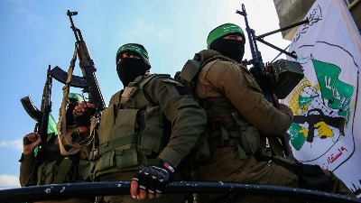 Hamas pristao na predlog posrednika: Oslobađa jednog taoca i predaje tela preminulih