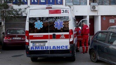 Davidu (23) slomili lobanju na Voždovcu, policija juri napadače