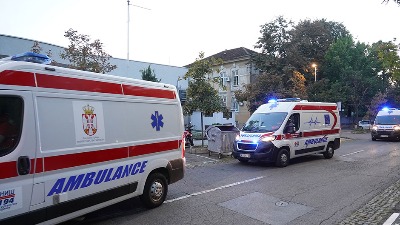 Majstor pao u okno lifta: Prevezen u Urgentni centar