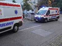 UŽAS NA DEDINJU Vozač motora udario majku i dete (10)