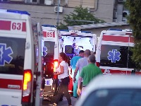 Sudarili se auto i autobus pun radnika kod Sopota: 11 povređenih!