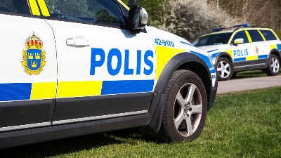 UŽAS u Stokholmu: Automobil udario u grupu ljudi, dve osobe teško povređene!