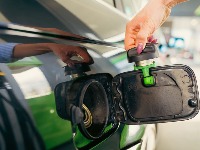 OPET POSKUPLJENJE Cena goriva ne prestaje da raste