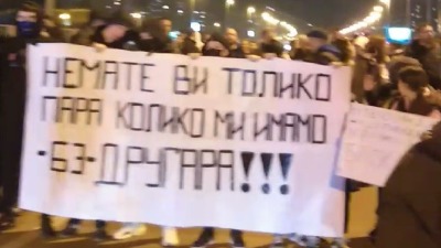 "Nemate toliko para koliko imamo drugara": Novi protest stanara u Jurija Gagarina (FOTO i VIDEO)