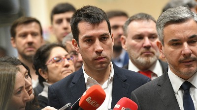 "SNS se igra rata, Šapić ne sme da dođe u Skupštinu"