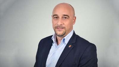 Jekić: Ministre Vesiću, da li je put Vožd Karađorđe za Topolu ili protiv nje?