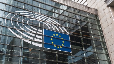 Evroposlanici predali pismo srpskih studenata biciklista predsednici EP