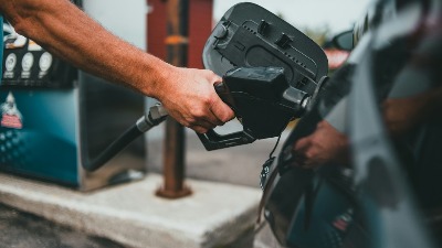 Gorivo pojeftinilo: Evo koliko će sada koštati