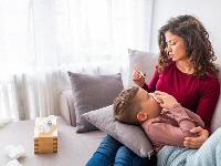 Grip i dalje hara, DECA najugroženija: Oglasio se "Batut"