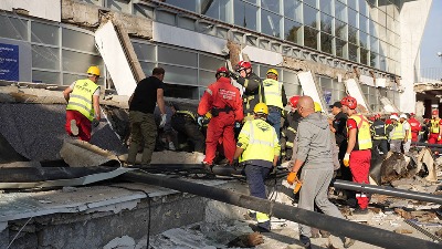 Viši sud: Ukinut pritvor za 5 osumnjičenih u slučaju pada nadstrešnice u Novom Sadu
