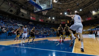 ABA liga: Sudije pogrešile, Cibona u Splitu slavila posle koraka