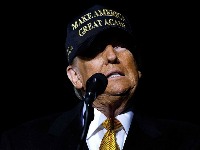 Tramp je upravo UPERIO PRST U NOVU METU? "On je sledeći nakon Madura, BOLESNIK!" (VIDEO)