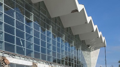 Građani obeležili godinu i po od pada nadstrešnice u NS (VIDEO)