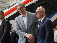 "Nisam se mešao, ukazivao sam na propuste": Vučić o odluci suda da obustavi postupak protiv Vesića