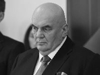 "Joda, Buda ili Džej": Mreže GORE zbog spomenika Palmi (FOTO)