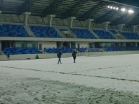 "Stadion u Loznici pun nedostataka, grejači nisu otopili sneg na terenu"