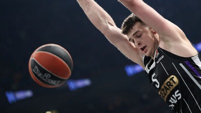 Partizan je ČUDO: U punoj Areni srušio Olimpijakos!