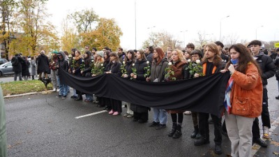 Studente FDU podržali glumci Narodnog pozorišta