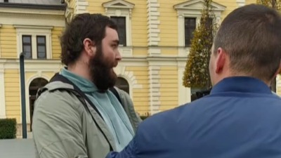 Priveden aktivista Nikola Ristić uoči protesta (VIDEO)