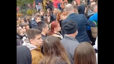 Đaci Karlovačke gimnazije održali lekciju iz hrabrosti (VIDEO)