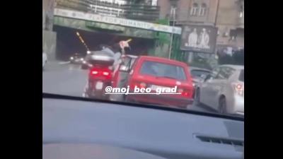 "Što ne biješ po poršeu ili BMW-u": Užasan napad na vozača juga (VIDEO)