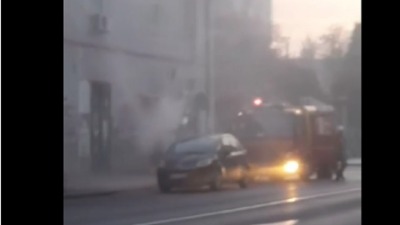 Požar u centru Pančeva: Zapalila se pekara (VIDEO)