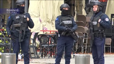 Kosovska policija i jutros patrolira sa dugim cevima (VIDEO)