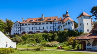 Velško ostrvo UŽASA: Monasi godinama zlostavljali decu (FOTO)