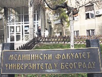 Zaposleni na Medicinskom fakultetu obustavljaju štrajk: Borbu nastavljaju drugim oblicima delovanja