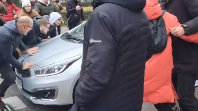 Izbrojano koliko je bilo napada na protestima: Krenulo ispred FDU, neophodan kraj