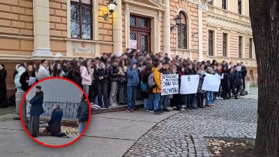 "Vrati se u Ćacilend": Učenici poslali brutalnu poruku direktoru Jovine gimnazije (FOTO)