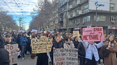 Glumci hteli javno da podrže studente, uprava im otkazala predstavu