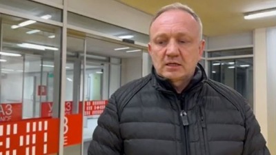 Đilas o batinašima SNS: Udarili nas više puta i krvnički šutirali, pa otrčali niz ulicu (VIDEO)