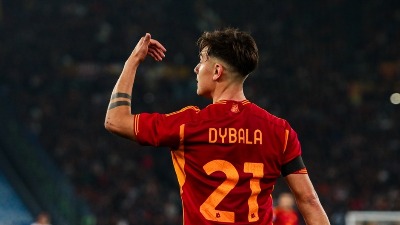 Roma deklasirala Parmu: Dibala dominirao