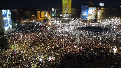 "U Srbiji nema povoda za slavlje": Veliki studentski protest za novogodišnju noć (FOTO)