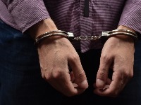 Zemunac udarao pesnicama i pištoljem devojku