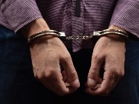 Uhapšen napadač za kojim se tragalo u NS: Nožem ubo mladića ispred lokala i pobegao