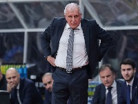 Ogromna podrška košarkašima Partizana: Legenda na treningu (FOTO)