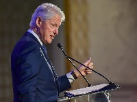 OBRT Klintonovi su, ipak, pristali da svedoče o Epstinu