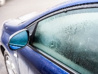 SPAS! Kako najlakše da odmaglite stakla u automobilu