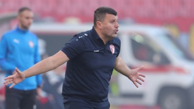 Kup: Radnički na oranici izbacio Inđiju, TSC izbegao blamažu