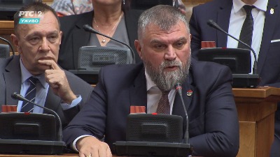 Monarhisti: Ako je državi važnija kupovina slika od jačanja vojske, onda...