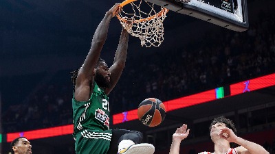 Veliki peh: Lesora čeka nova operacija?