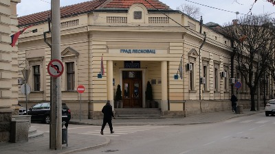 Studenti i građani blokirali glavnu raskrsnicu u Leskovcu