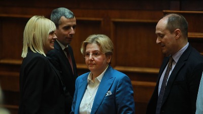 Zagorka Dolovac UZVRAĆA UDARAC: Podneće tužbu protiv Mrdića