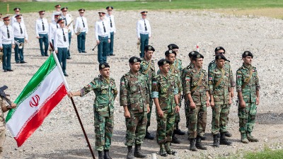 Demonstracija lojalnosti: Iran lansirao rakete sa porukom (FOTO)