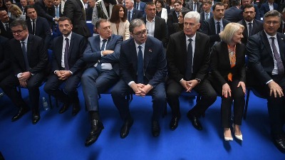 Vučić u Mostaru: Region vraćen 30 godina unazad